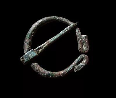 £1.86 • Buy Ancient Roman Bronze Brooch  ** OMEGA ** Fibula ,1-st Century AD. 22mm