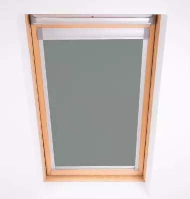 Bloc Skylight Blind 10114/118 For Fakro Roof Windows Blockout Pewter • £85.60