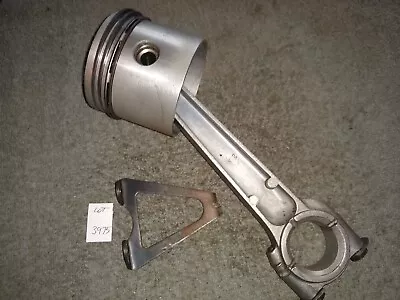 Vintage Briggs & Stratton 10 HP Engine Parts Accessories Piston Connecting Rod • $19.99