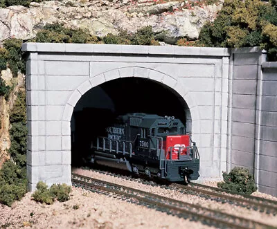 Woodland Scenics N Scale Tunnel Concrete Double Portal (2) C1156 • $11.99