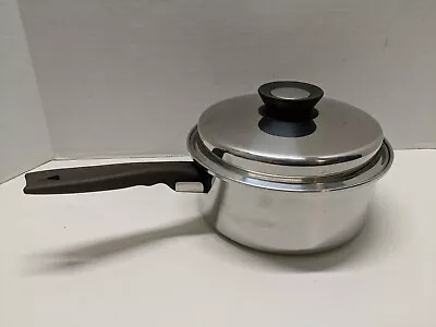 Vintage Vollrath Tri-Ply 304 Stainless Sauce Pan 2 Qt 8.5  W/ Lid • $24.95