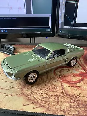 1968 Ford Shelby GT 500K Road Signature 1:18 Die Cast VERY GOOD • $22.99
