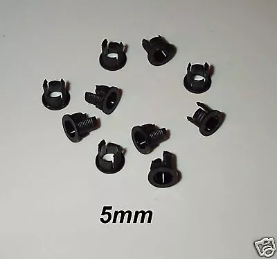 10 LED HOLDER / RETAINERS - PANEL MOUNTING 5mm LOCKS USA  • $2.99