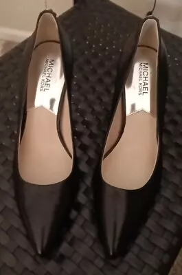 Michael Michael Kors  Dorothy Flex Pump 7 1/2  M. • $20