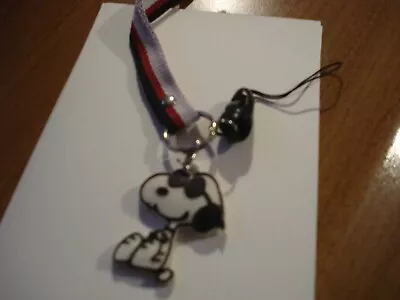 £1 • Buy Snoopy  Keyring/phone Charm