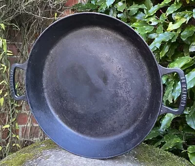 Vintage Large Original Old Le Creuset Cast Iron Skillet Pan Kitchenalia Interior • £12.50