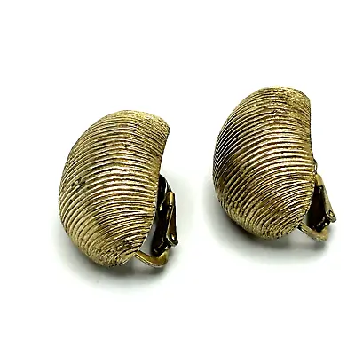 Vintage Clip On Earrings Gold Tone Castlecliff Classic Fine Ribbed Shrimp Style • $12.04