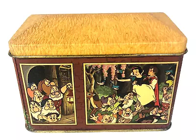 Vintage Snow White Metal Tin Litho Box Walt Disney World Dwarfs Evil Queen Princ • $54.98