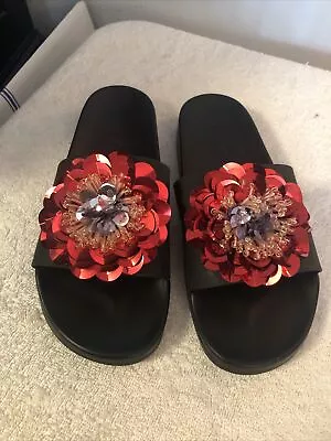 Katy Perry Black Mold Rubber With Red Sequin Flower Slip On Sandal Size 8.5/9 • $15