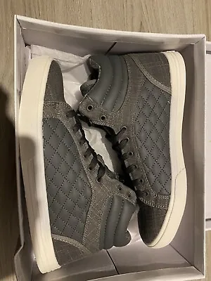 £20 • Buy Men’s Charcoal Grey Size 8 High Tops Brand New 