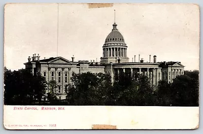 Postcard State Capitol Madison Wisconsin Unposted • $5.50