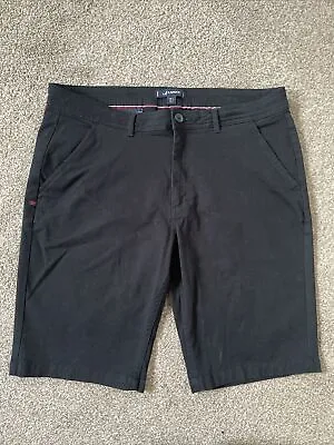 Kangol Black Men’s Shorts Size Large • £11