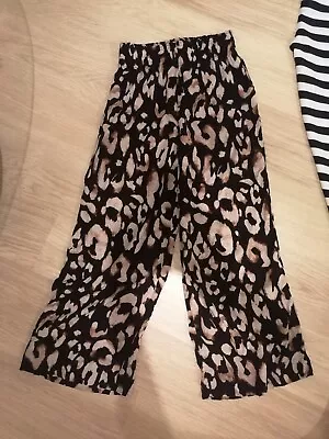 H&M Patterned Cropped Trousers Size XS • £7.99