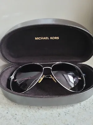 Michael Kors Sunglasses M3001s • £29.99
