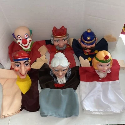 $45 • Buy Vintage Mr. Rogers Neighborhood Hand Puppets Set Of 6 PBS Theatre 10 1/2”