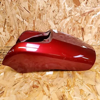 Harley-Davidson VROD Muscle Red Rear Fender OEM 09-11 59260-09 • $108