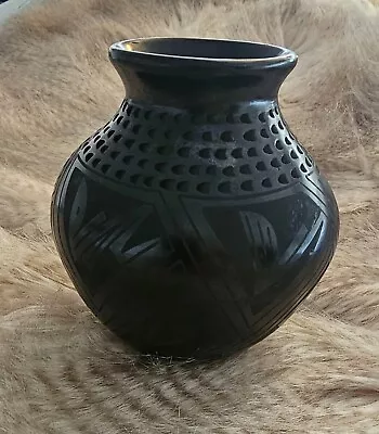 Mata Ortiz Pottery Olla By Tomasa Mora • $43