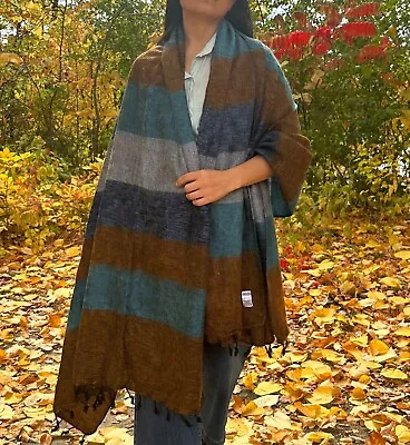 Himalayan Yak Wool Shawl Or Wrap. Very Warm Soft And Lightweight. Handloomed. • $39