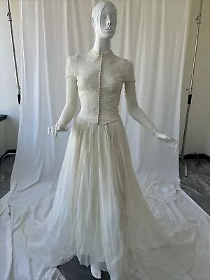 Stunning Vintage 1960’s Unbranded Off White Wedding Dress Natural Waist Train • $2100