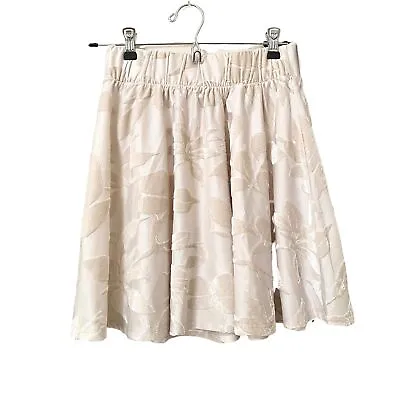 Vila Floral Velvet Mini Skirt • $11.87
