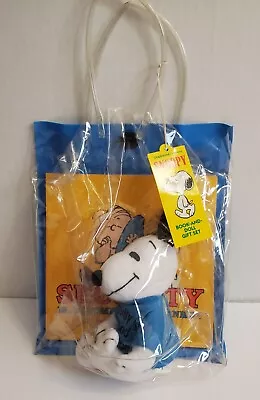 Vtg Applause Peanuts Snoopy Book & Doll Gift Set - Security Is A Thumb & Blanket • $26.99