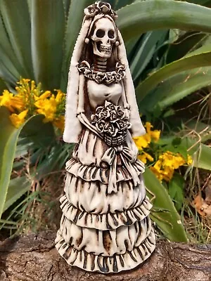 Santa Muerte Statue La Catrina Skeleton Figurine Aresania Mexicana Bride 8    • $64.99