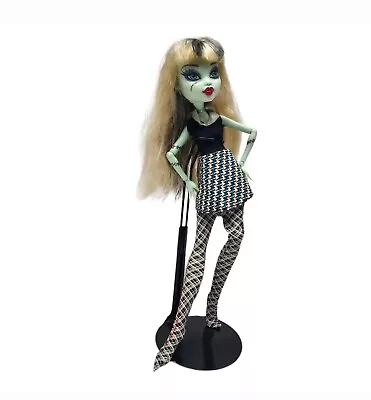 Monster High Doll HOME ICK Classroom FRANKIE STEIN 2008 Dress Tights • $42.99