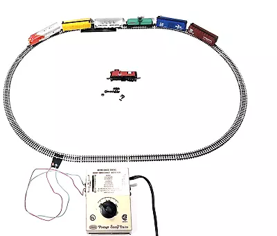 Trix N Scale Santa Fe Diesel Engine With Track And 5 Cars Tested  West Germany • $149.99