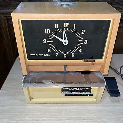 £18.21 • Buy Vintage Yellow Time Clock Cincinnati Time Recorder Co. Clock Works