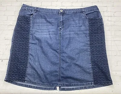 Baccini Embellished Blue Denim Skirt Women’s Size 26W 48x25 • $19.95