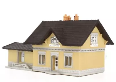 N Scale Prebuilt Station And Goods Shed. • $22.95