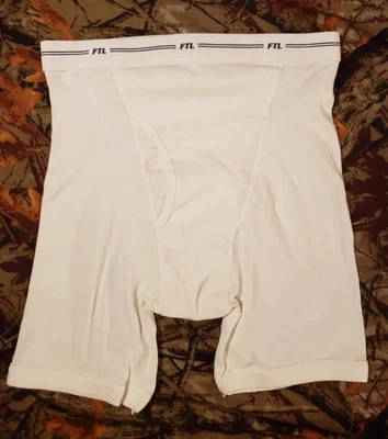 $10 • Buy Vintage Fruit Of The Loom FTL Men's White Boxer Briefs Underwear Medium