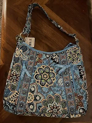 Vera Bradley Lisa B  Bali Blue Purse • $30