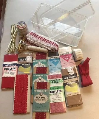 Vintage Sewing Notions Lot • $16