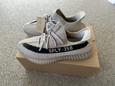 $500 • Buy US10 - Brand New Adidas Yeezy Boost 350 V2 Slate
