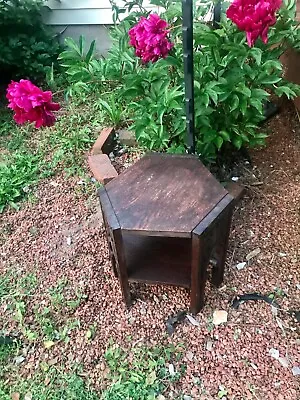 ANTIQUE Small Arts  And CRAFTS Tabouret W7447 • $77