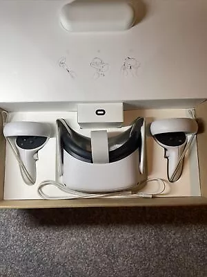 Oculus Quest 2 ( Meta Quest 2 ) Perfect Condition  Fully Working Order . • £140