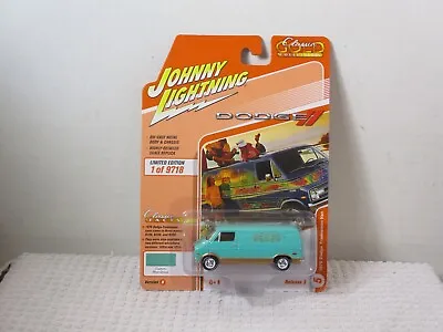 Johnny Lightning ~ Clasic Gold ~ 1976 Dodge Tradesman Van ~ Mint Green • $6.99