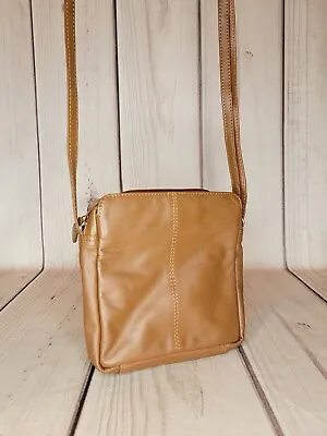 Vera Pelle Crossbody Purse Chestnut Learher 3 Main Pockets Adjustable Strap • $14