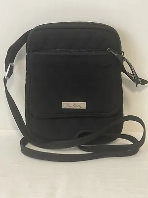 VERA BRADLEY Crossbody Hipster Black Quilted Bag.   Front Flap With Zipper. 8” • $12.99