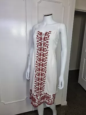 Tigerlily Embroidered Dress Size 12 • $25