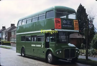 ORIGINAL BUS COLOUR SLIDE London Country RMC1466 On Route 424 • £1.25