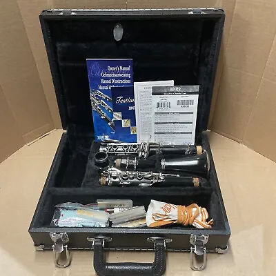 Jupiter Student Clarinet JCL-631 - Works Great - Superb Case And Instrument! • $199