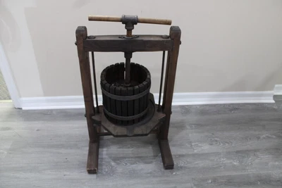 $249.99 • Buy Vintage, Antique, GRAPE FRUIT CRUSHER And PRESS, Wine Apple Cider Cast Iron Wood