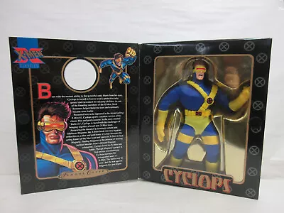 ToyBiz Marvel Famous Covers Series X-Men Cyclops Action Figure UNOPENED SEALED • $26.95