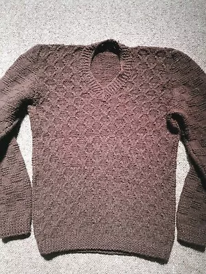 Aran 100% Wool Hand Knit V Neck Sweater Size Small P2P 19  Brown • £0.99