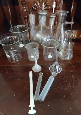 10 PC Vintage Scientific Glass Flasks/Funnel - 3 Neck Lab Flask 150ml To 600ml • $50