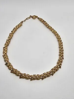 Trifari Signed Gold Tone Choker Necklace Laurel Leaves Faux Pearl Vintage 15  • $50.87