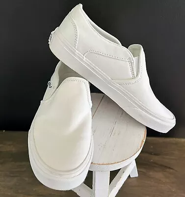 Vans Slip On White Canvas Women’s Sz 7 Asher Skater Sneakers Tennis Shoes EUC • $29.90