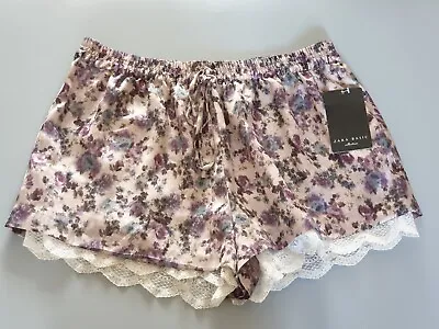 £23.90 • Buy Stunning! ZARA Floral Print Shorts Purple With Lace Trim Short Size L